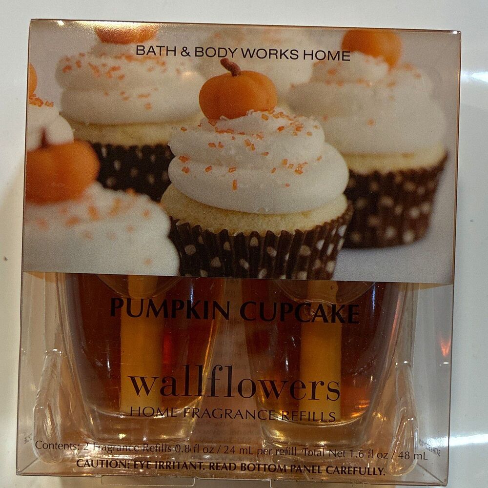 Bath & Body Works Wallflowers Refill Oil Pumpkin Cupcake 2 Pack 1.6 fl oz